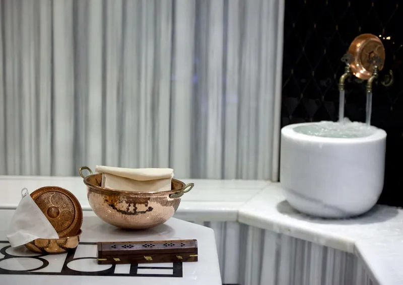 Relax at Victory Spa Istanbul in Beyazıt, Fatih. Enjoy a private hammam, massage, sauna, steam room and pool access near Istanbul Old City. Open daily. Book on WhatsApp.